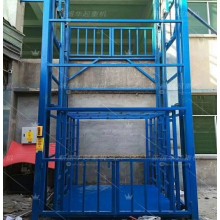 直銷鏈條導(dǎo)軌式液壓貨梯，液壓叉車，液壓起重貨梯安裝施工